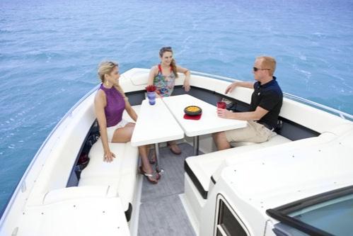 Formula 350 Crossover Bowrider