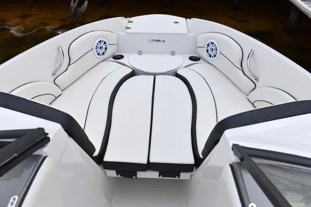 Stingray Sport deck 208 LR