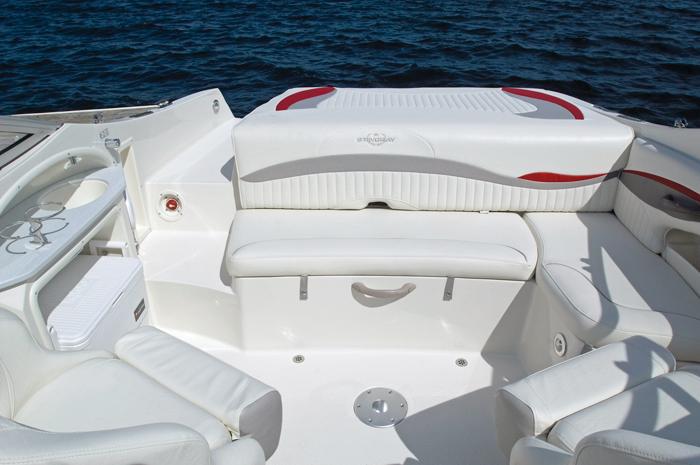 Stingray Sport Deck 215 LR