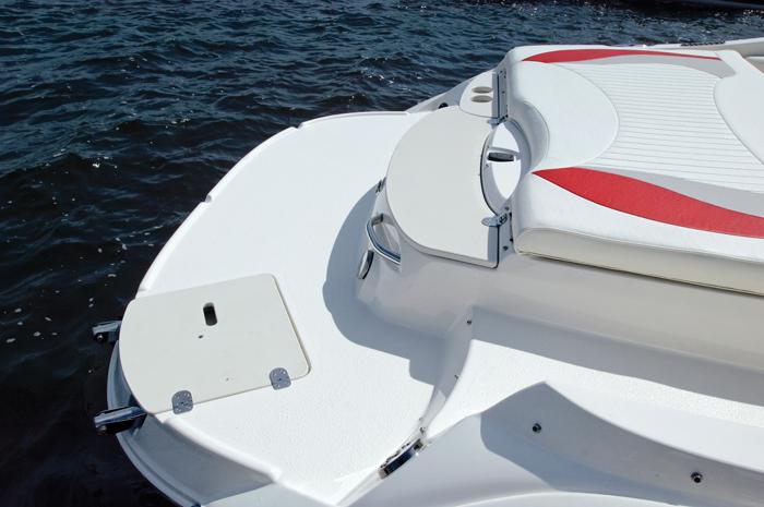 Stingray Sport Deck 215 LR