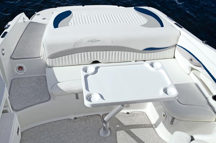 Stingray Sport Deck 235 LR