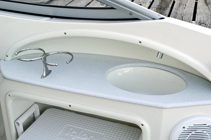 Stingray Sport Deck 235 LR