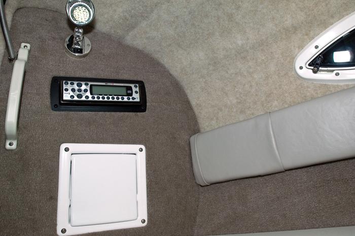 Stingray Sport Deck 235 LR
