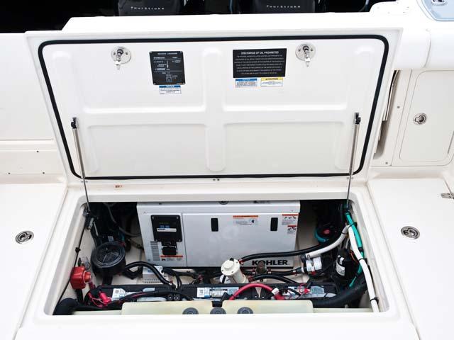 Boston Whaler 285 Conquest Pilothouse