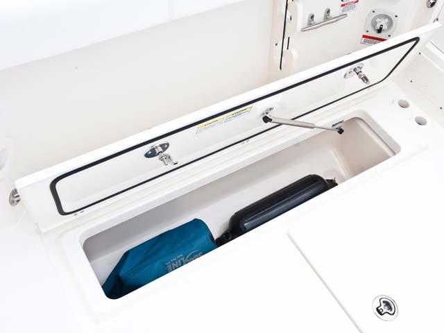 Boston Whaler 285 Conquest Pilothouse