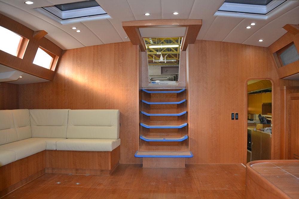 Comar Raised Saloon 85 RS