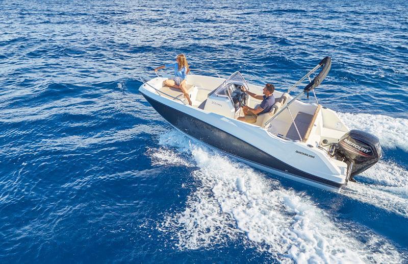 Quicksilver Activ 555 Open