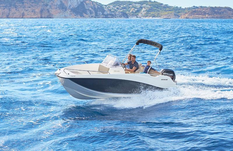 Quicksilver Activ 555 Open