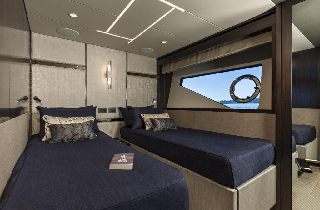 Sunseeker Yacht 88