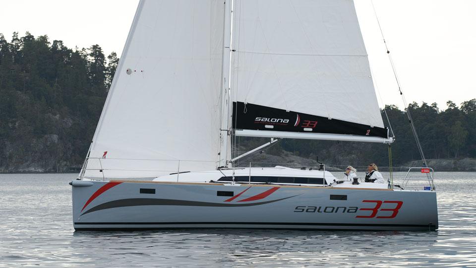 Salona S 33