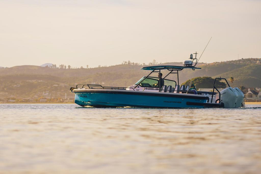 Axopar 28 T-Top