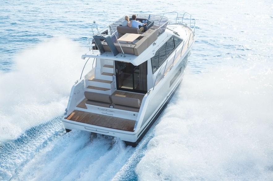 Sealine F380