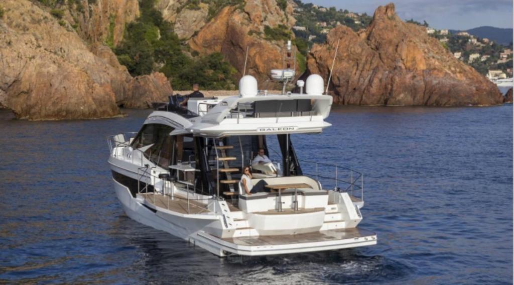Galeon 500 Fly