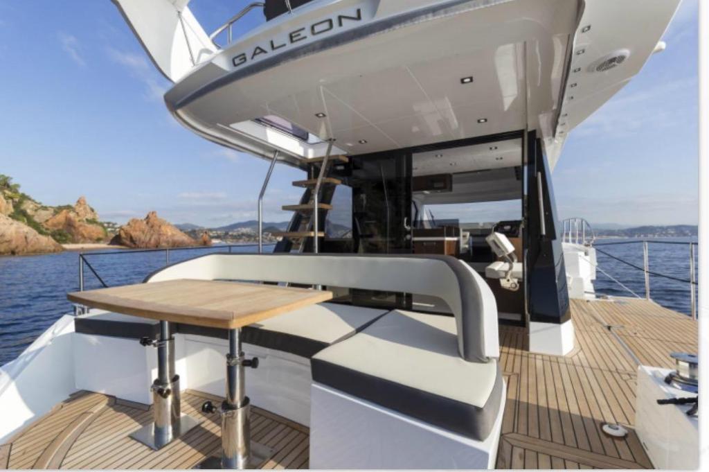 Galeon 500 Fly