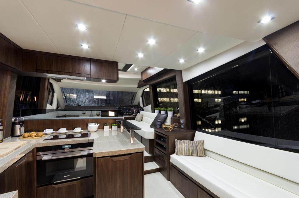 Galeon 500 Fly
