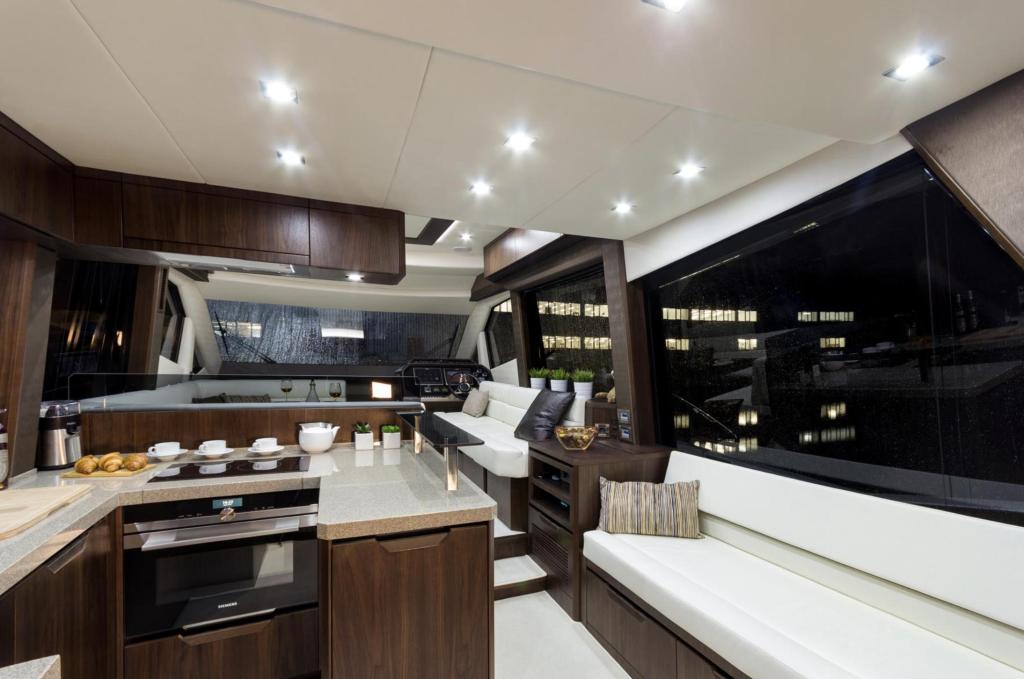 Galeon 500 Fly