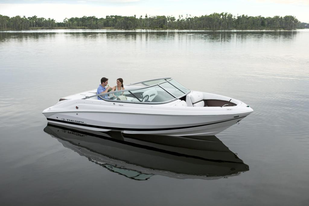 Regal Bowrider 2000 ES