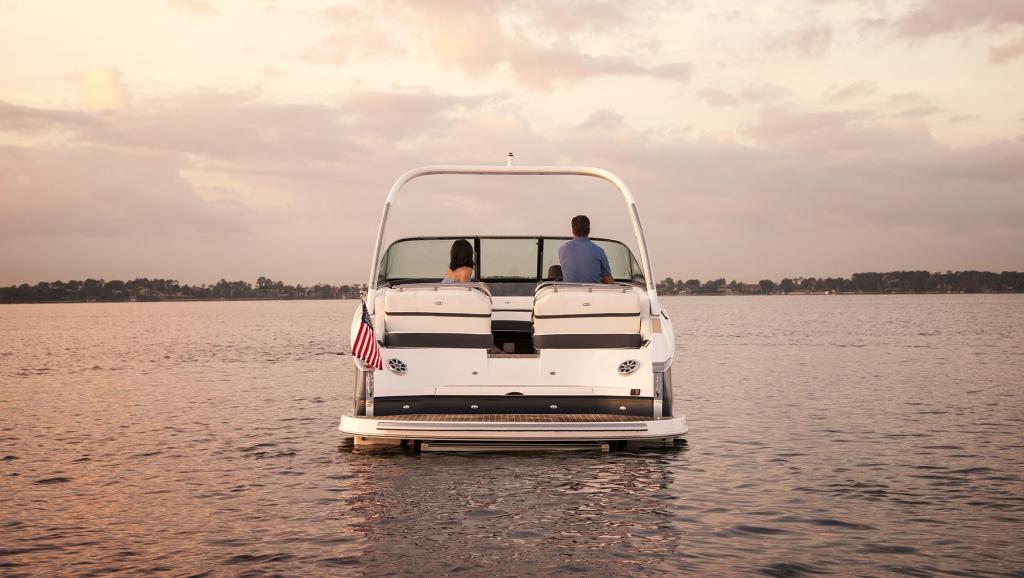 Regal Bowrider 2800