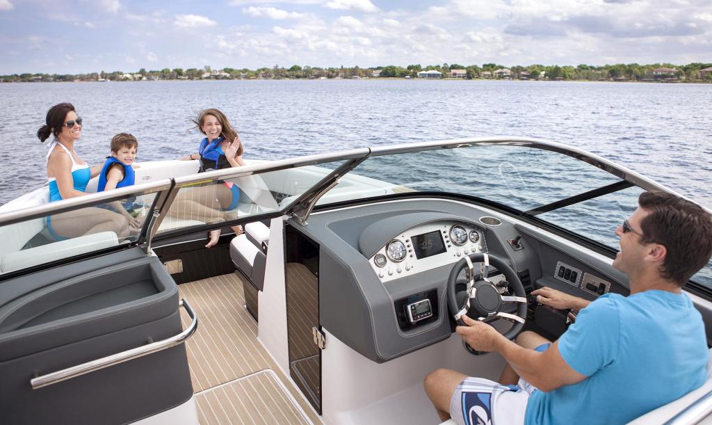 Regal Bowrider 2800