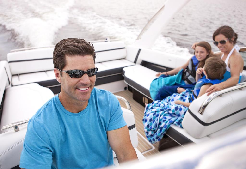 Regal Bowrider 2800
