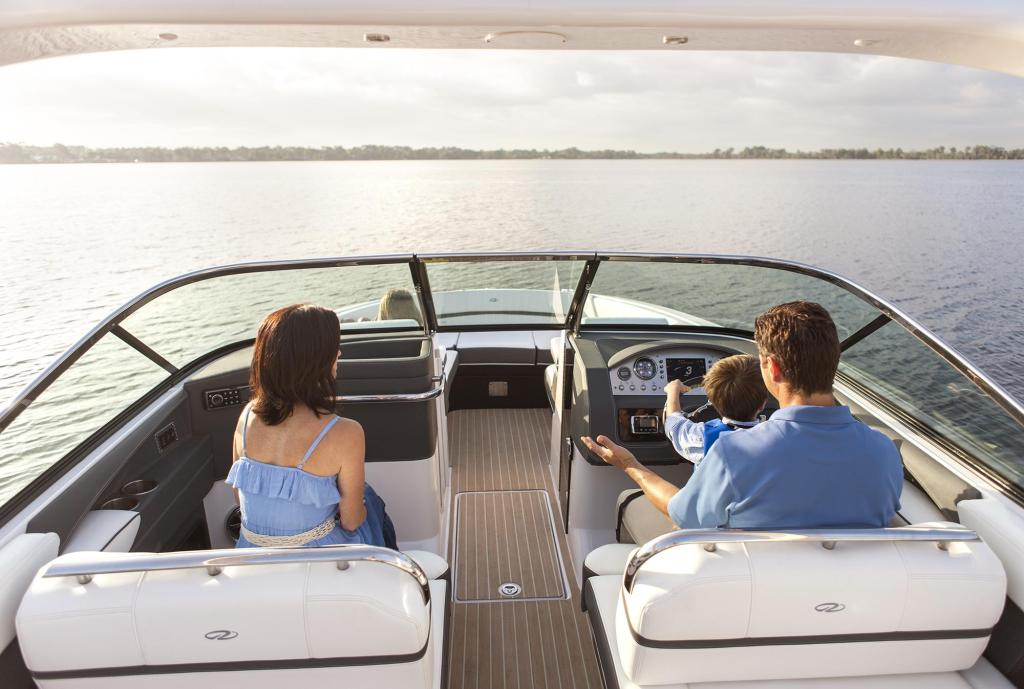 Regal Bowrider 2800