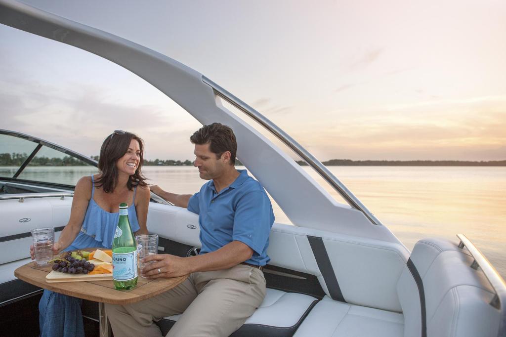 Regal Bowrider 2800
