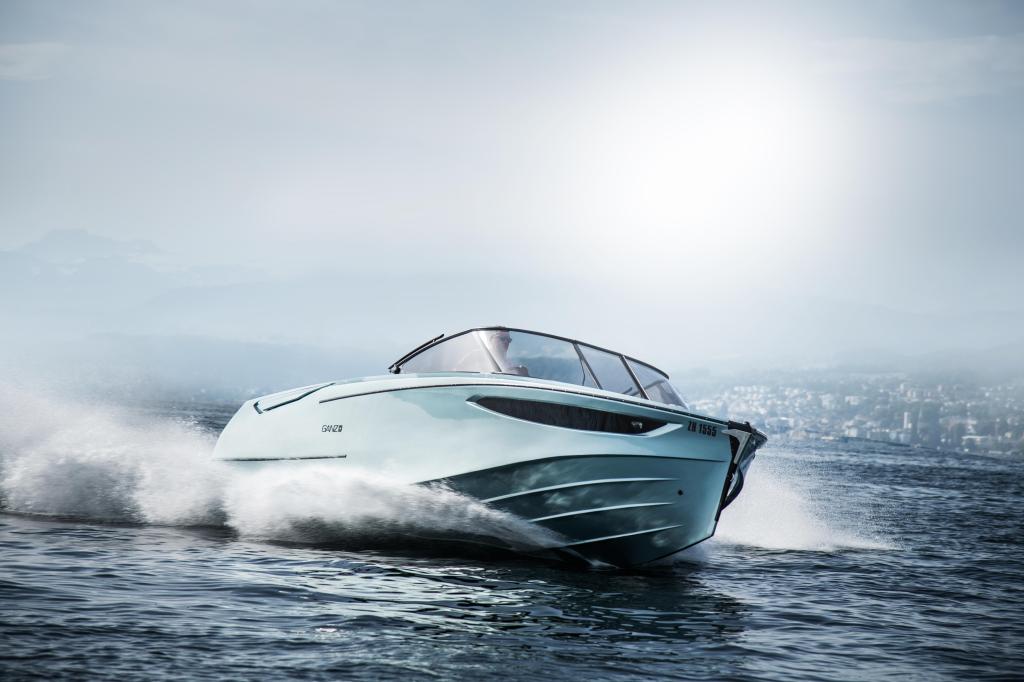Ganz Boats Ovation 7.6