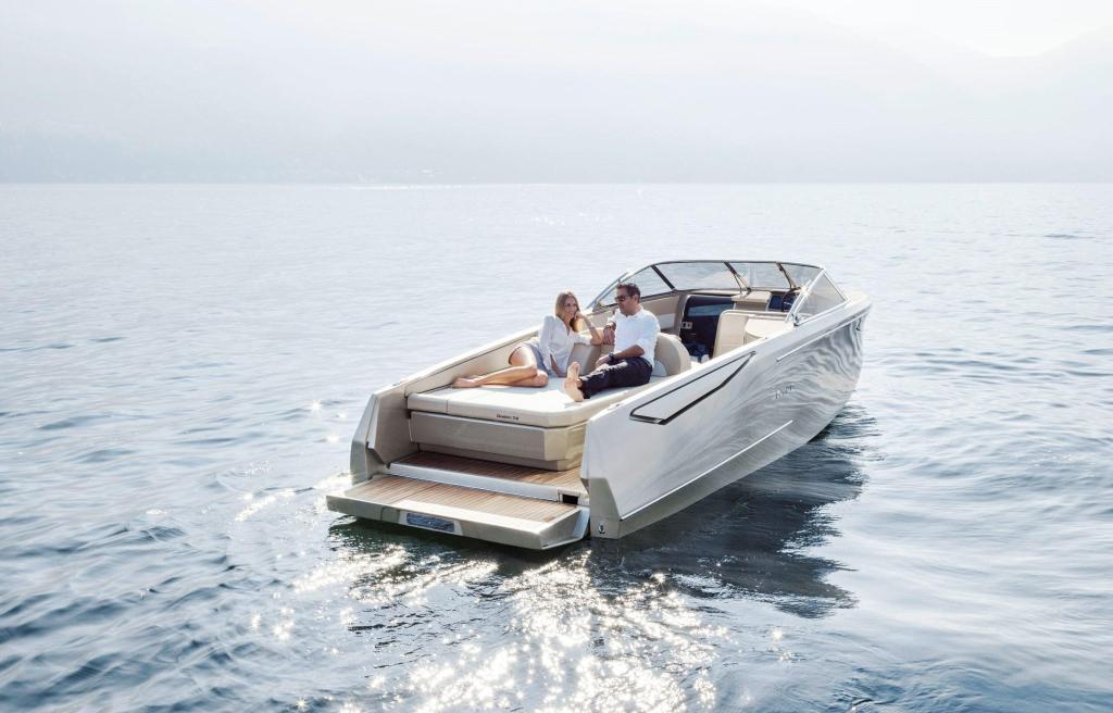 Ganz Boats Ovation 7.6