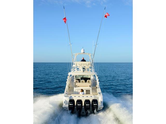 Boston Whaler 420 Outrage