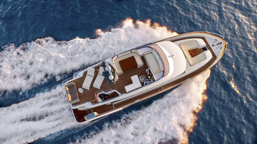 Azimut Magellano 66
