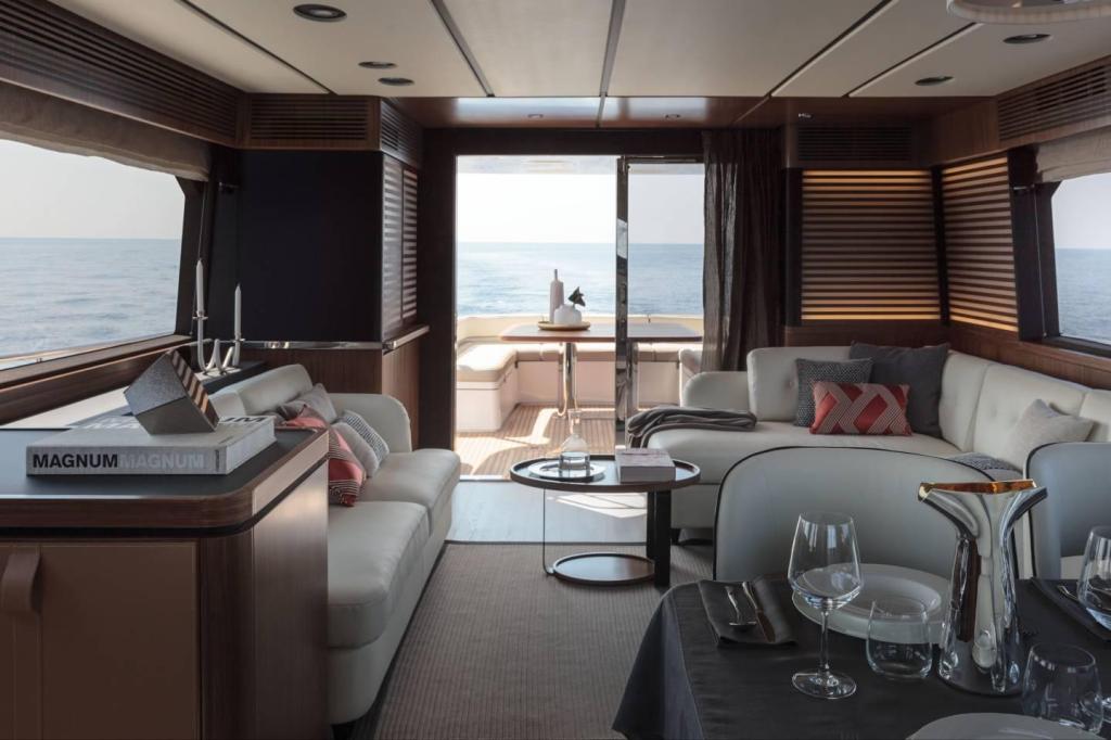 Azimut Magellano 66
