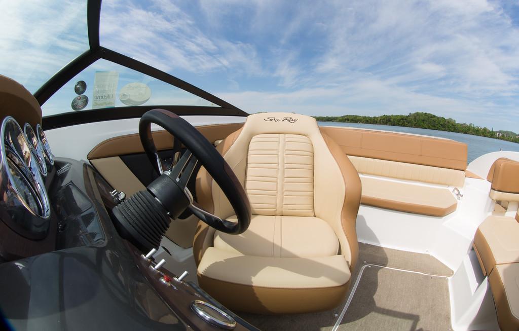 Sea Ray SPX 190
