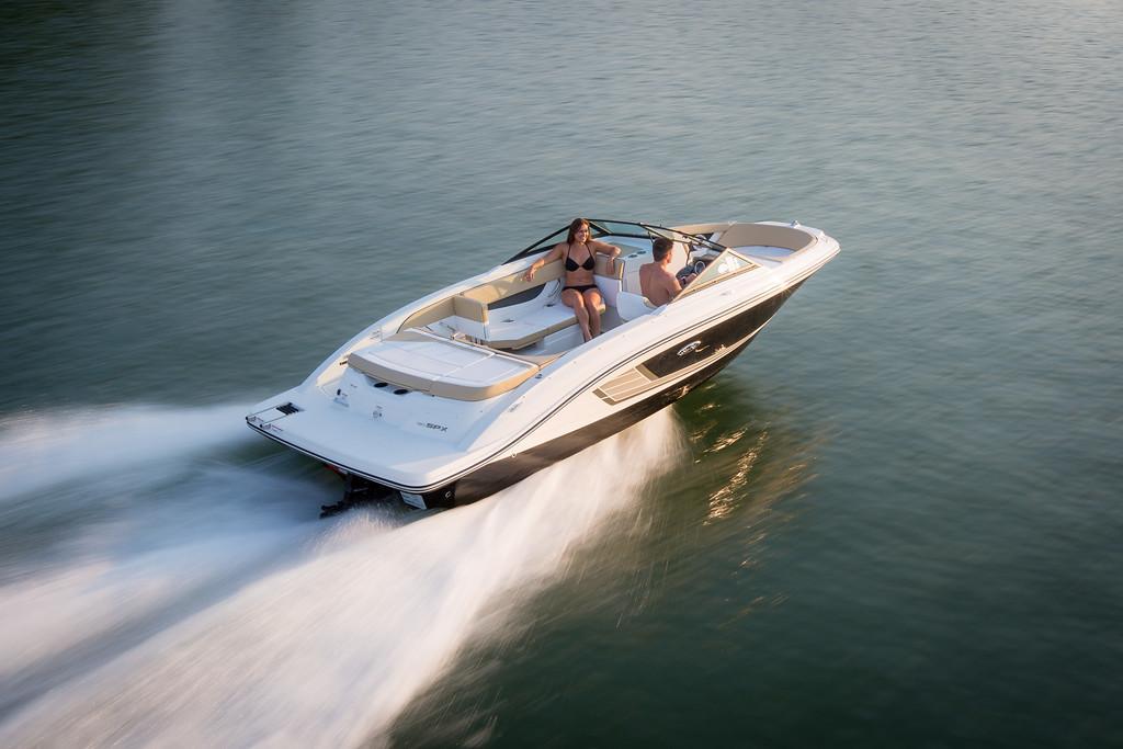 Sea Ray SPX 210