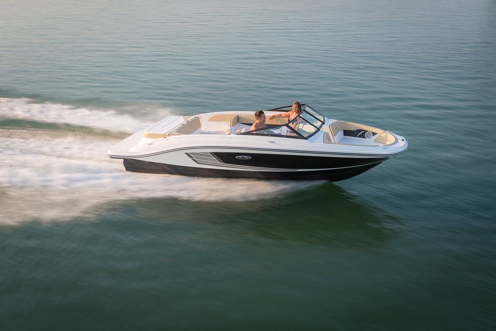 Sea Ray SPX 210