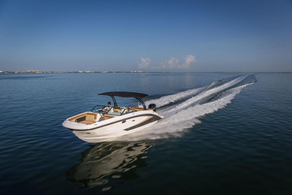 Sea Ray Sport Boat 270 SDX OB
