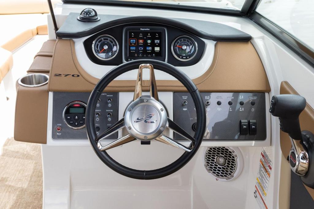 Sea Ray Sport Boat 270 SDX OB