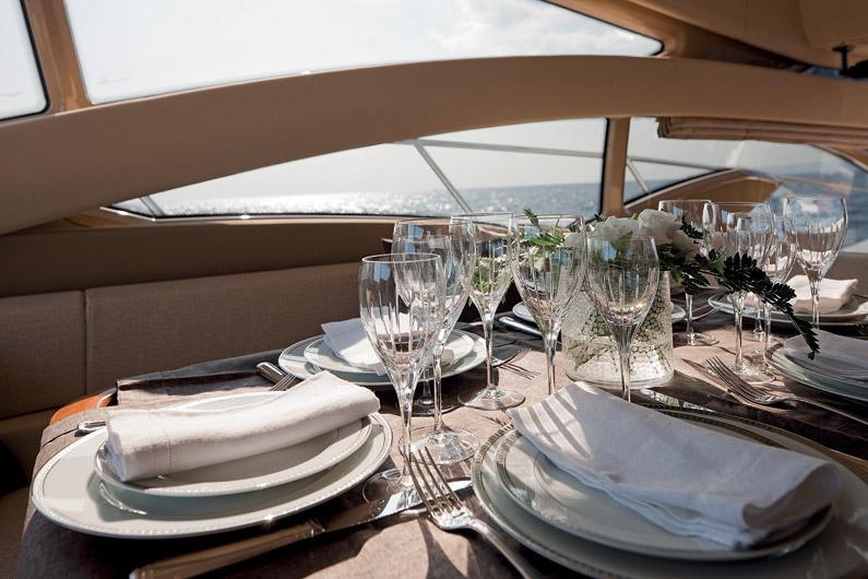Azimut Flybridge 60