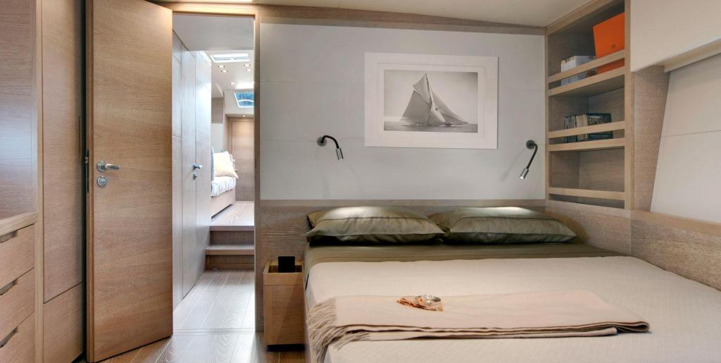 Advanced Yachts A66