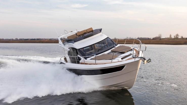 Galeon 360 FLY