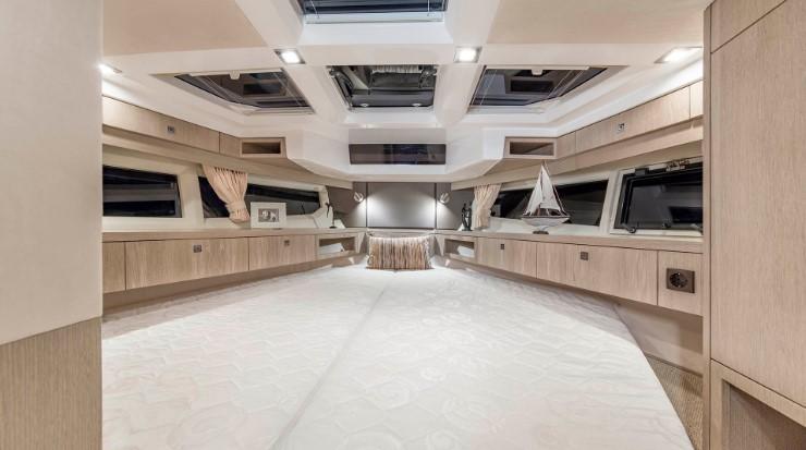 Galeon 360 FLY