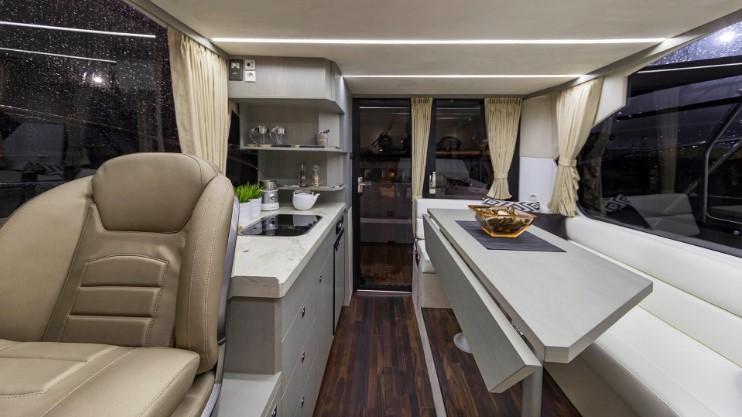 Galeon 360 FLY