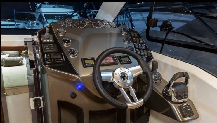 Galeon 365 HTS