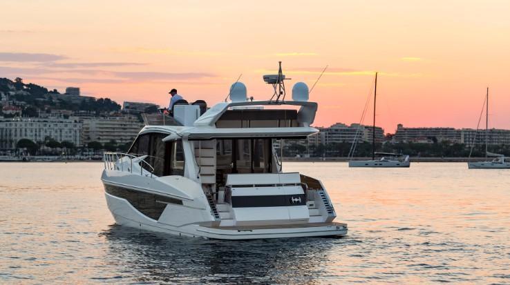 Galeon 460 FLY