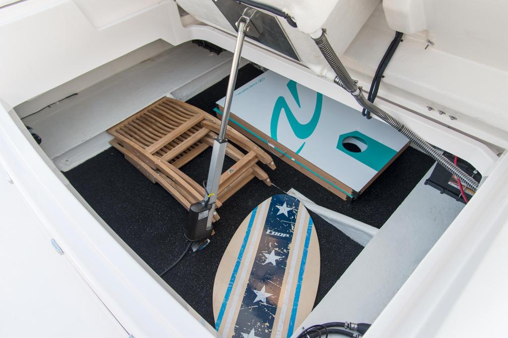 Regal 33 OBX