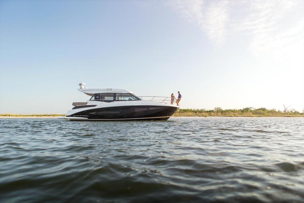 Regal 42 GRANDE COUPE