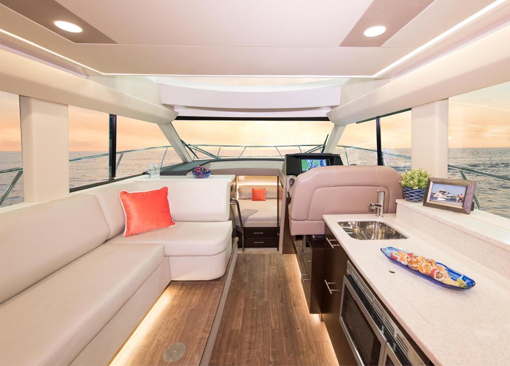 Regal 42 GRANDE COUPE