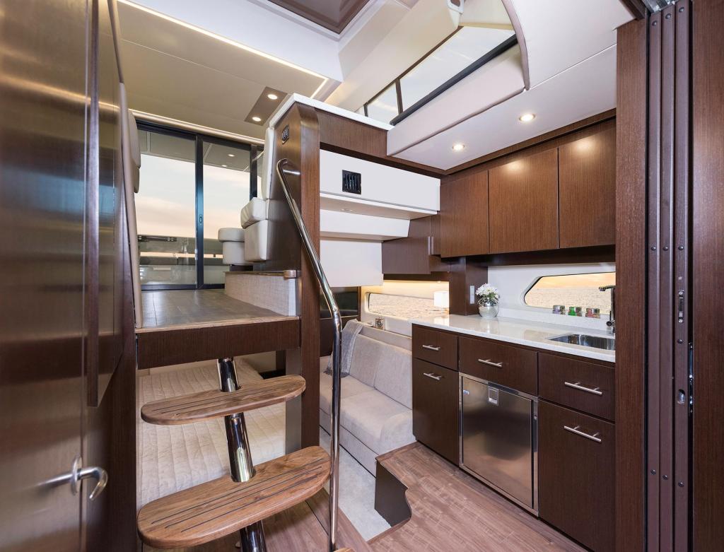 Regal 42 GRANDE COUPE