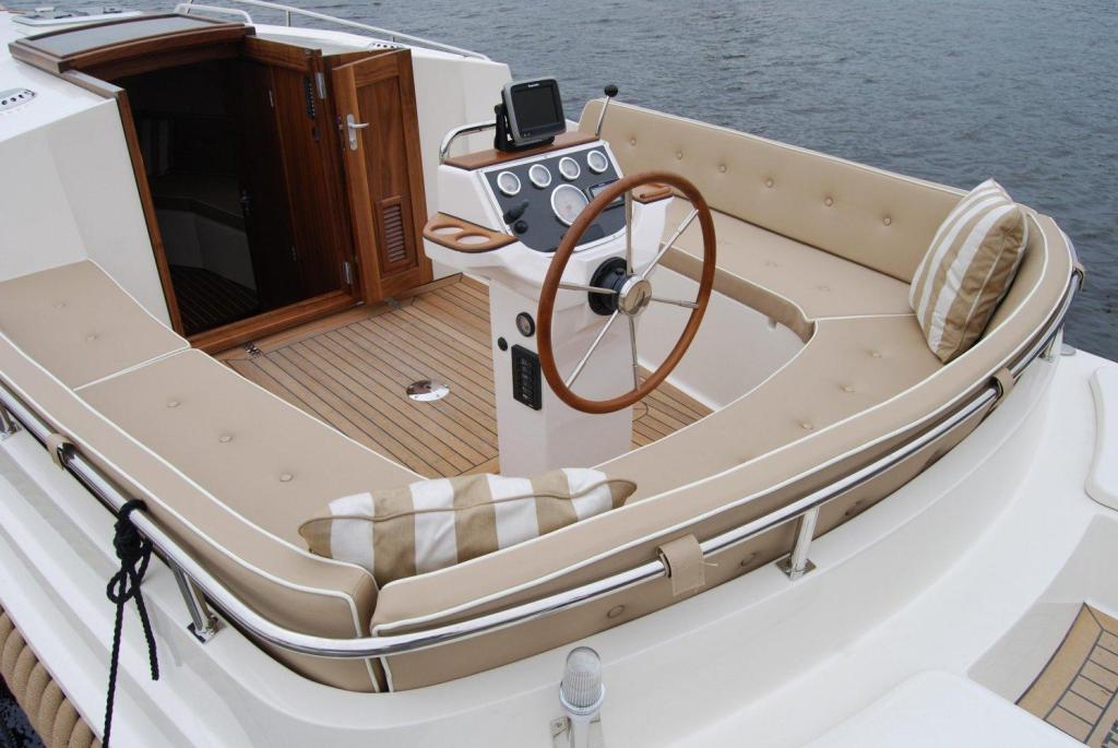Interboat Intercruiser 28 Cabrio