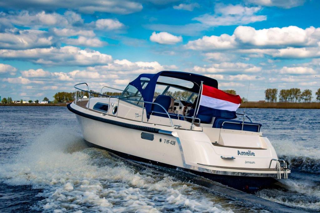 Interboat Intercruiser 32