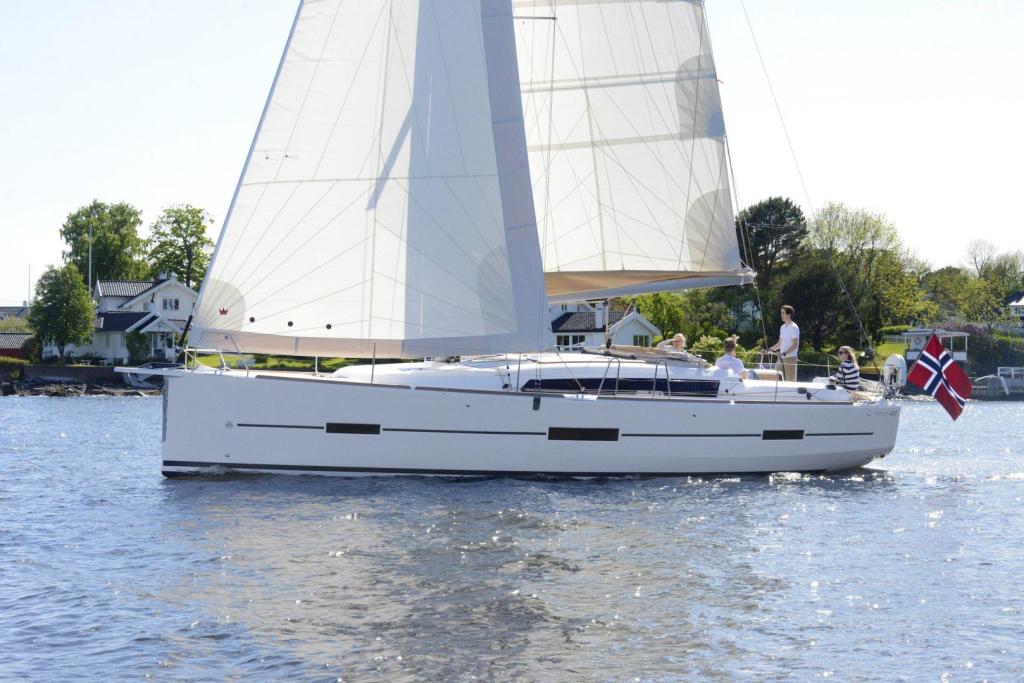 Dufour 412 Grand Large